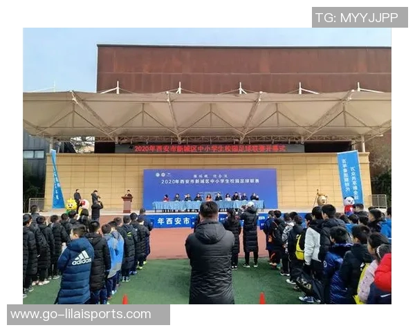 深圳足球俱乐部奋勇争先展现新风貌助力城市体育文化发展 深圳足球俱乐部奋勇争先展现新风貌助力城市体育文化发展