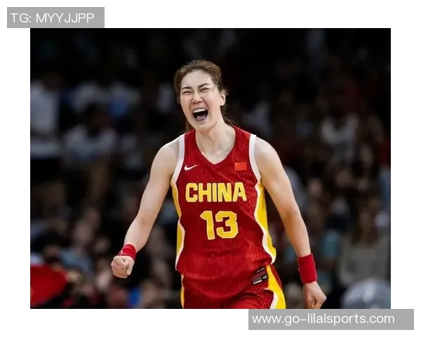 内蒙古女篮与武汉女篮激战正酣谁能在赛场上笑到最后